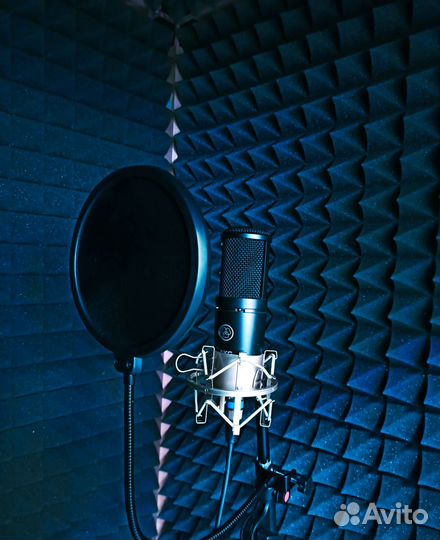 Песня в подарок, запись песни, студия звукозаписи