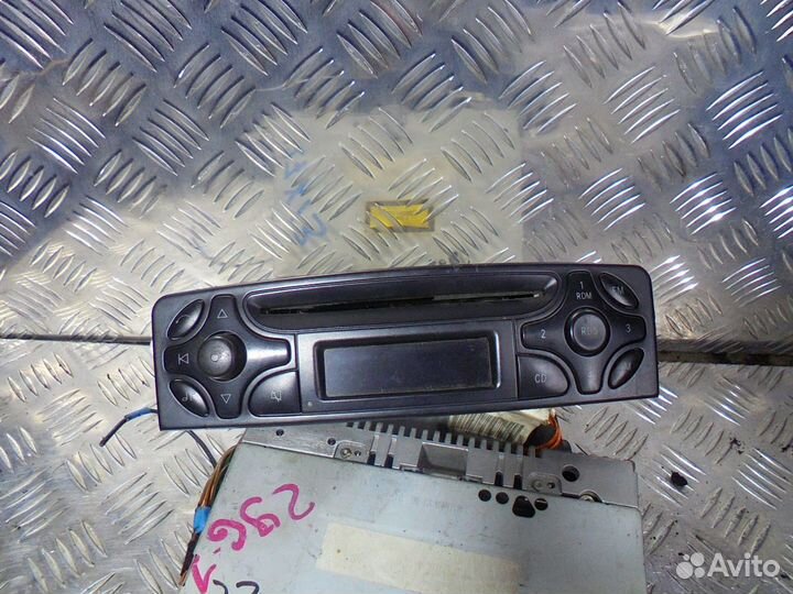 Магнитола Mercedes-Benz W203