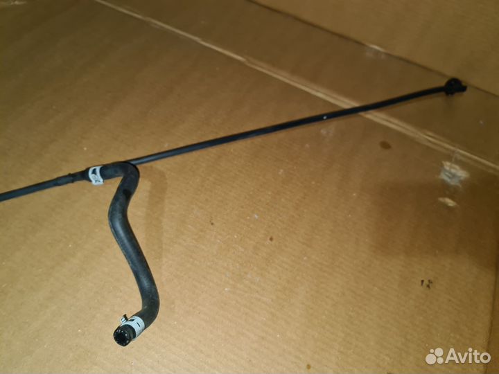 Трубка расширительного бачка Mercedes W447 OM651