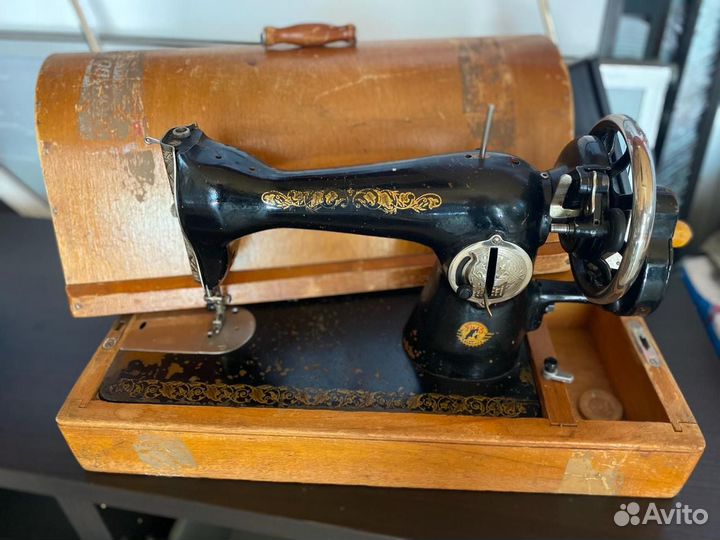 Швейная машинка