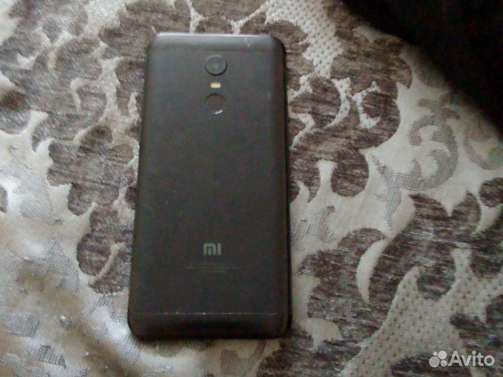 Xiaomi Redmi 5 Plus, 3/32 ГБ