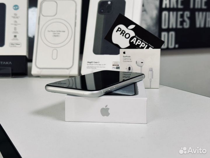 iPhone Xr, 128 ГБ