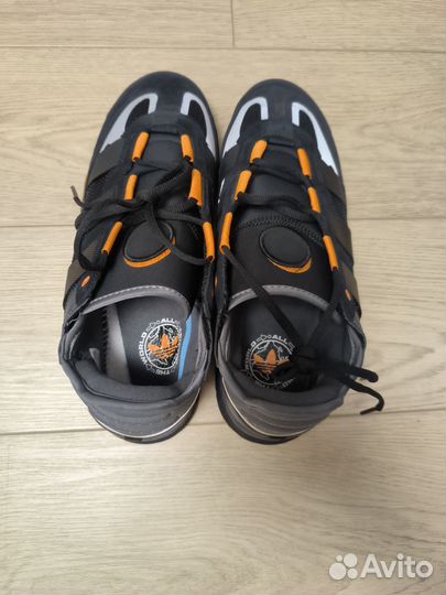 Adidas niteball black orange