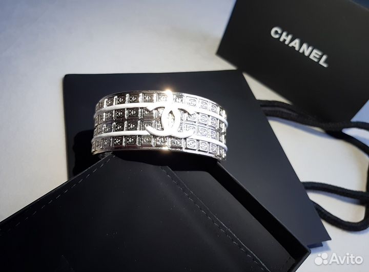 Браслет Chanel жесткий широкий