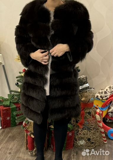 Шуба женская натуральная песец