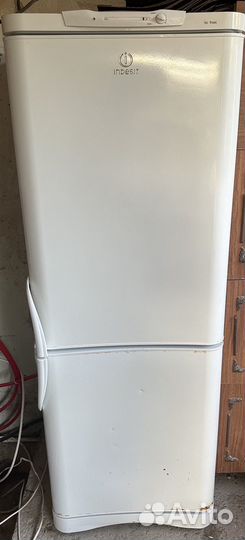 Холодильник indesit c132NFG.016