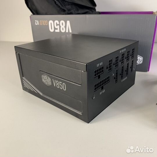 Блок питания Cooler Master V850 gold - V2