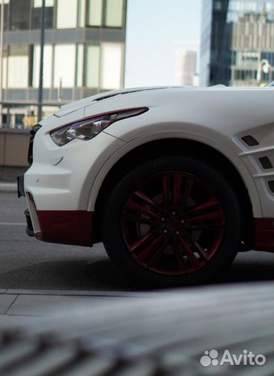 Infiniti QX70 3.7 AT, 2016, 89 000 км