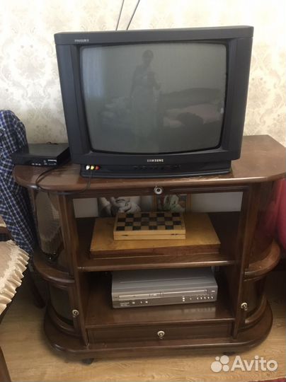 Телевизор