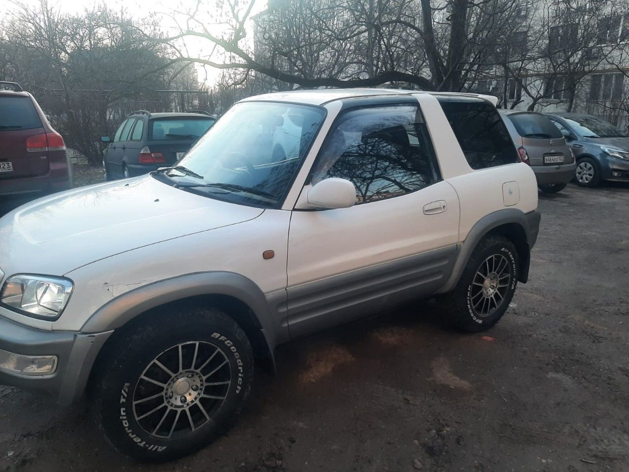 Toyota RAV4: фото владельца