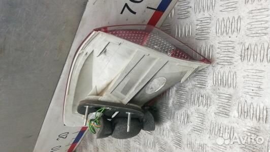 Фонарь задний правый ford kuga 1 (SKR03MY01)