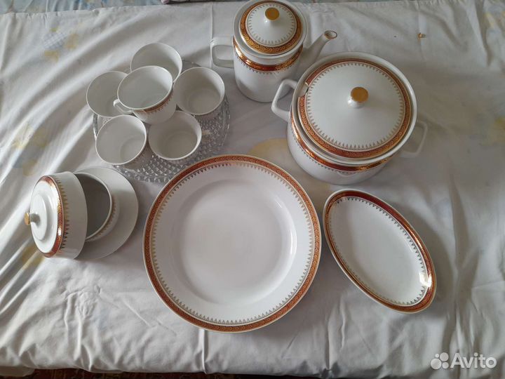 Набор посуды Thun фарфор Чехословакия