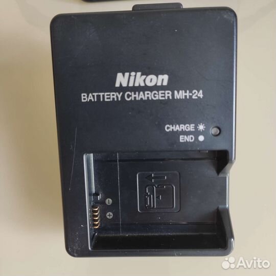 Зеркальный фотоаппарат Nikon d3100