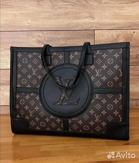 Сумка Louis Vuitton