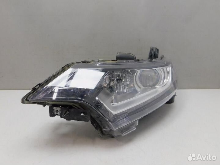 Фара левая Mitsubishi Outlander