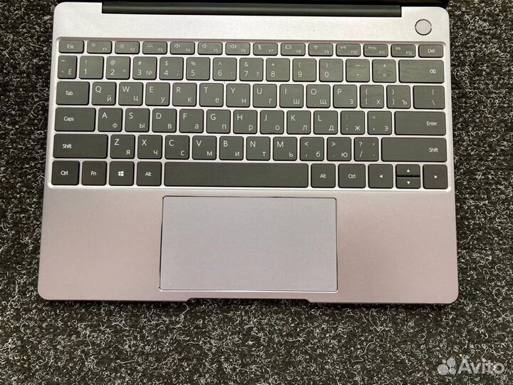 Ноутбук Huawei MateBook 13