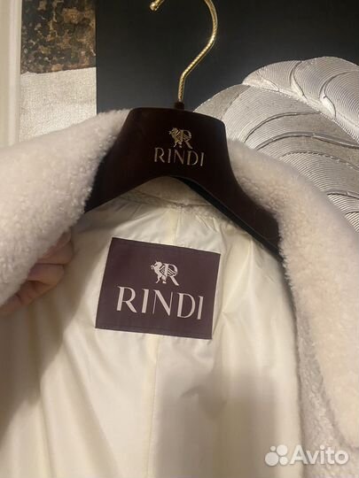 Пальто Rindi