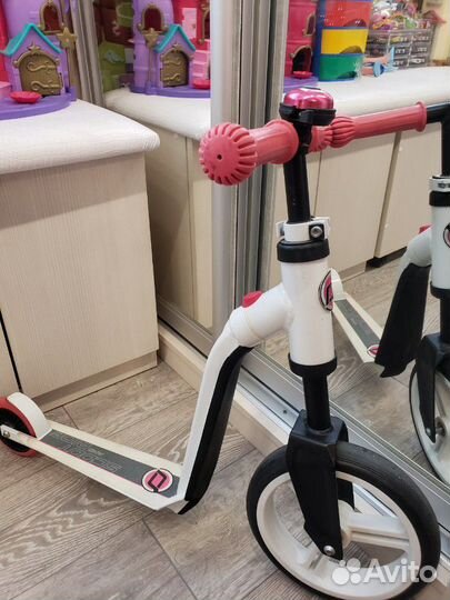 Самокат беговел scoot and ride