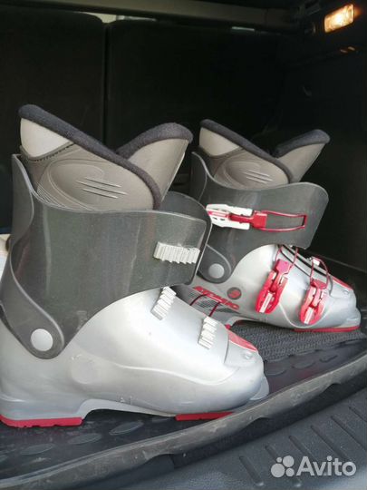 Горнолыжные ботинки, р36