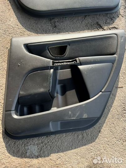 Обшивка боковой двери Volvo Xc90 внедорожник 2.9