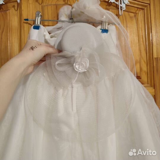 Платье для девочки новое