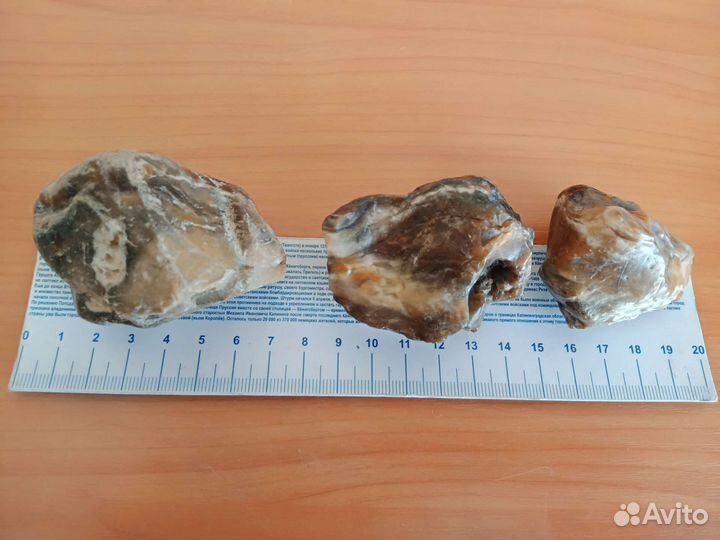 Камни Ямала тигровый глаз