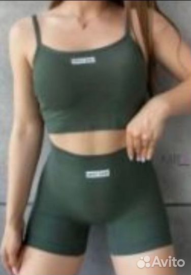 Костюм для фитнеса женский