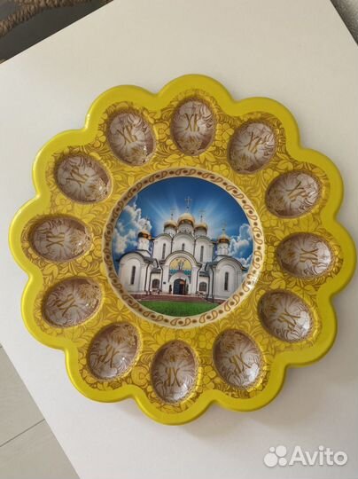 Подставка под пасхальные яйца