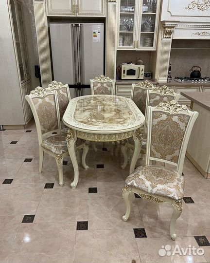 Столы / Стулья / Кухонный стол и стулья