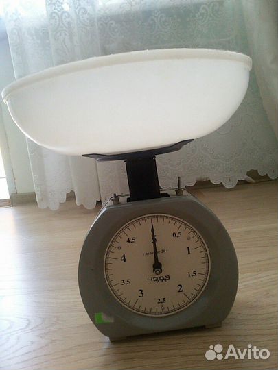 Весы настольные бытовые