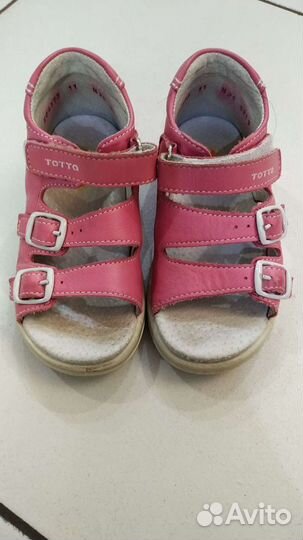 Сандалии для девочки 25 размер Totta