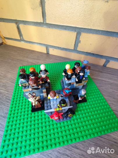 Lego минифигурки оригинал