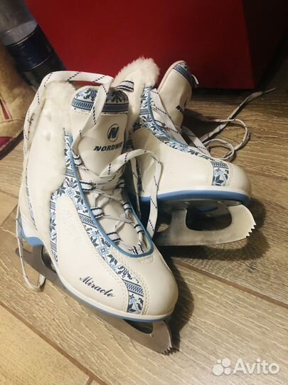 Коньки женские nordway 38 (в деле 36)