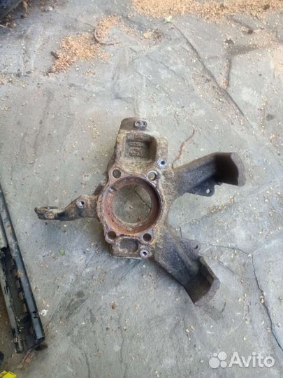 Jetta 6 кулак поворотный под 1.6