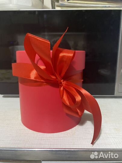 Подарочные коробки круглые