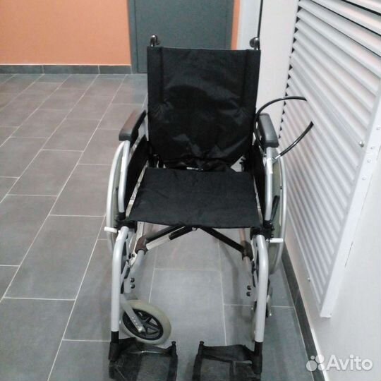 Коляска инвалидная
