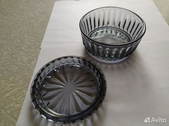 Маслёнка. Цветное стекло. СССР