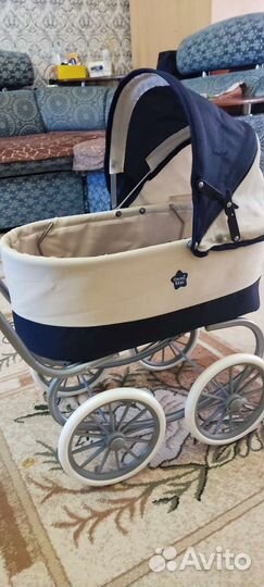 Коляска игрушечная