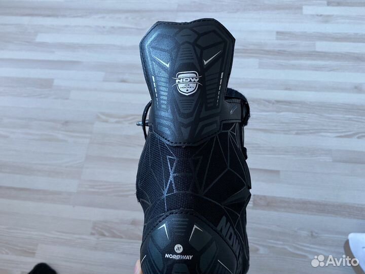 Коньки детские 35 размер