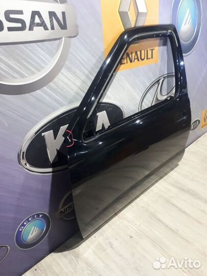 Дверь передняя Nissan NP300 Лев