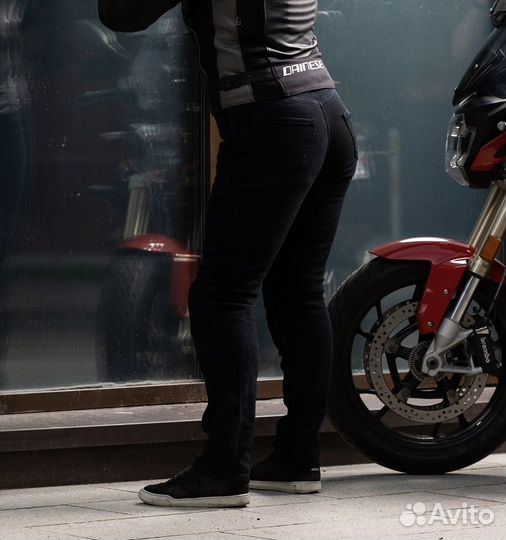 Мотоджинсы женские
