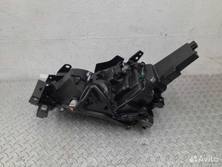 Фара правая Mazda CX-5