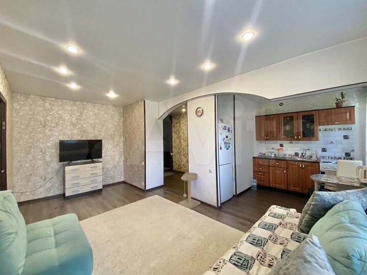 3-к. квартира, 46 м², 3/5 эт.