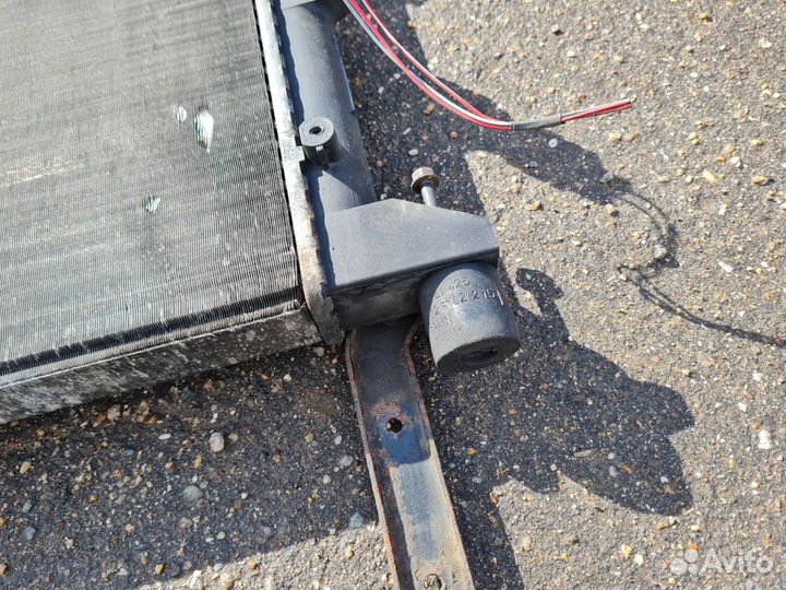 Радиатор охлаждения vw sharan