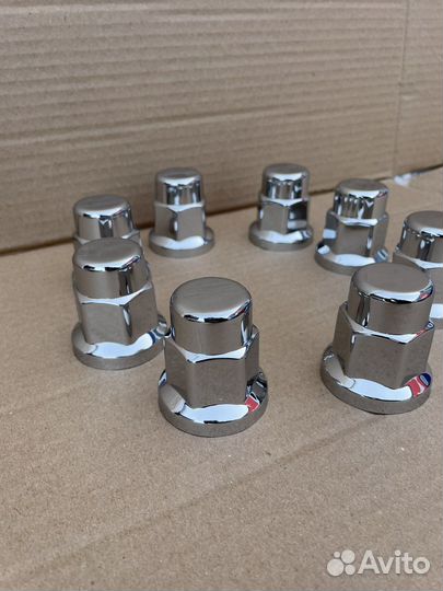 Колпачок гайки крепления колеса 32мм хром