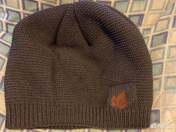 Шапка вязаная