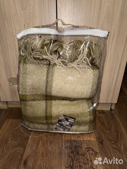 Плед шерстяной