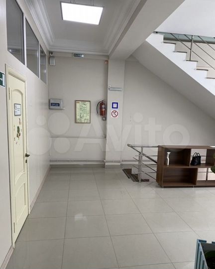 Офис, 300 м²