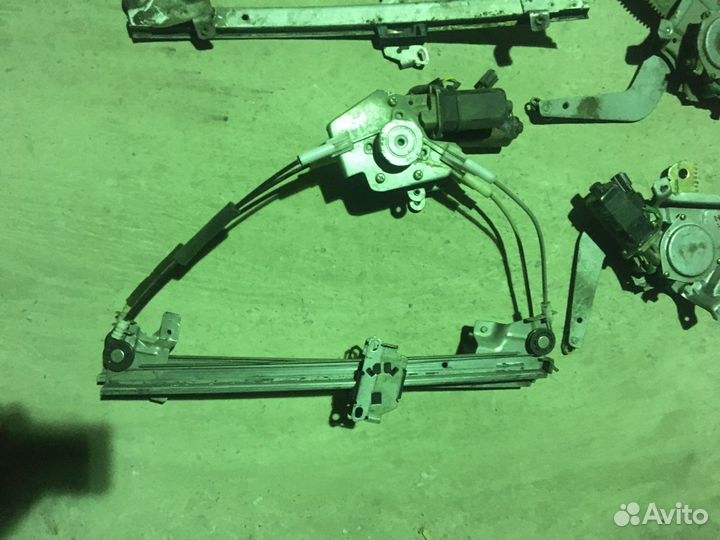 Стеклоподъемник Передний правый Daewoo Nexia