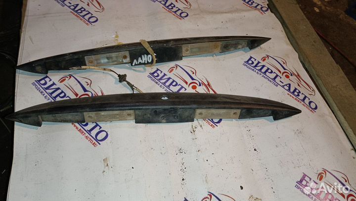 Молдинг крышки багажника Chevrolet Lanos I (2002—2